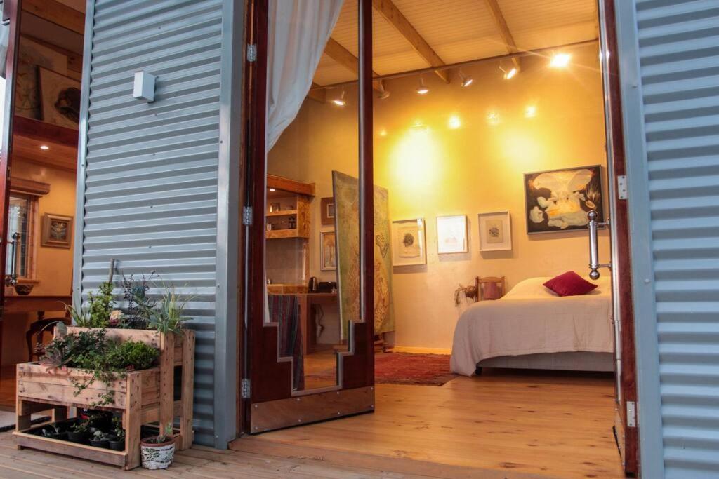 Quirky Eco-Friendly Artist Studio Kaapstad Buitenkant foto